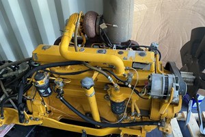 John Deere 700H  Part and Part Machine